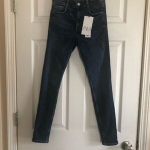 Zara Women’s Navy Skinny Jeans